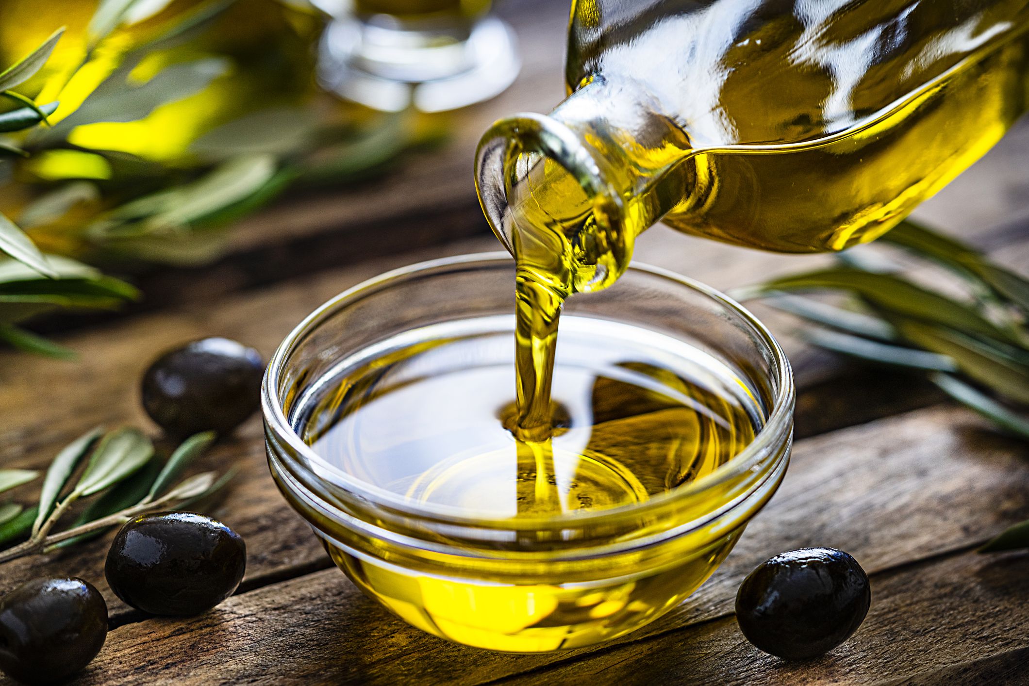 Olive Oil Benefits 1614779319 مجلة نقطة العلمية