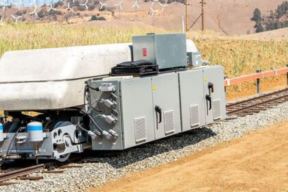 3028417 poster p ares shuttle e1420010624376 كيف يمكن للجاذبية أن تساعد في حل مشكلة تخزين الطاقة مجلة نقطة العلمية