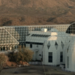 159 بناء محيط في وسط الصحراء مجلة نقطة العلمية