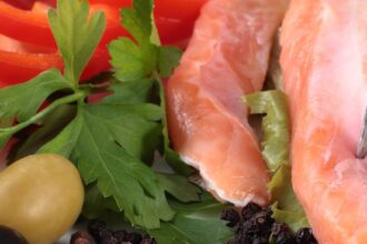 Heart Healthy Foods e1413036360374 كيف تخفّض نسبة الكوليسترول مجلة نقطة العلمية
