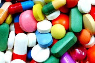Drug pills e1412896515188 تطوير دواء قادر على محاربة عدة أمراض مجلة نقطة العلمية