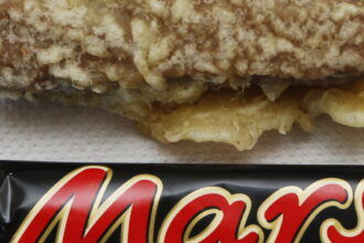 o MARS BAR facebook e1412292006771 أصابع شوكولا (مارس) المقلية تزيد من خطر الإصابة بالسكتة الدماغية مجلة نقطة العلمية