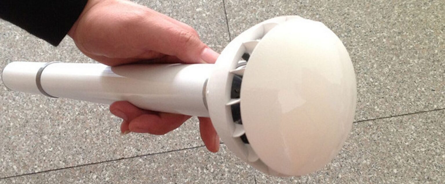 AirUmbrella e1415149078485 مظلة الهواء المطرية مجلة نقطة العلمية