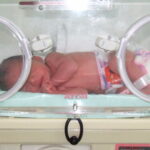 DSCF0756 e1416785978804 تحذير من البلاستيك المستخدم في الأدوات الطبية للرضع مجلة نقطة العلمية