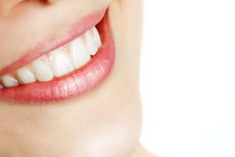 Healthy Smile1 e1414838718436 10 أسباب لا تعرفها قد تسبب السكتة القلبية مجلة نقطة العلمية