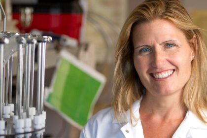 parker karen e1416786461481 العلماء يكتشفون أسباب التوتر والعصبية مجلة نقطة العلمية