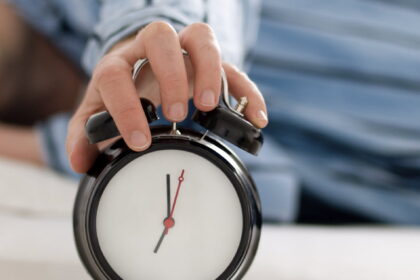 sleeping e1418081349558 تأثير الجينات على عدد ساعات النوم مجلة نقطة العلمية