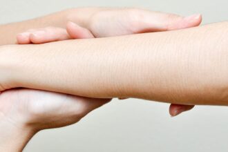 Have Light Skin Step 9 e1439292587750 علماء الكيمياء يحولون الجلد العادي إلى خلايا عصبية مجلة نقطة العلمية