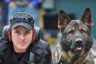 k9 with freind at shooting range e1439809265841 المستشفيات تبدأ في استخدام الكلاب لشم السرطان مجلة نقطة العلمية