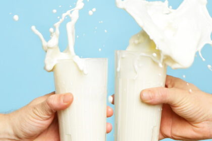 o IS MILK BAD FOR YOU facebook e1444475792174 تناول الكالسيوم لا يساعد على تقوية العظام مجلة نقطة العلمية