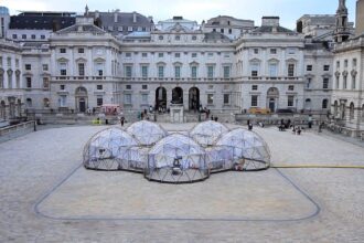 Pollution Pods لندن ترفع العلم الأسود في وجه التلوث! مجلة نقطة العلمية