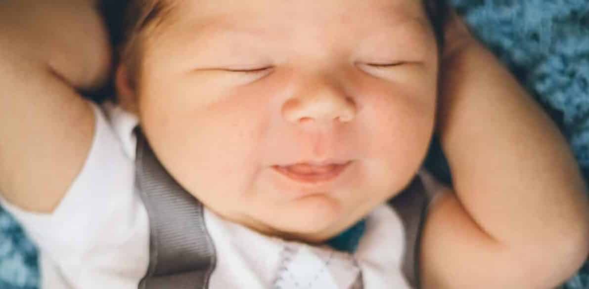 Baby Sleep Myths 2160X1200 E1545219715568 مجلة نقطة العلمية