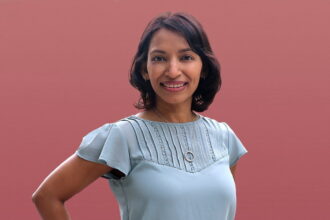 rudrani banik md صحة العينين..أهم 5 مغذيات لصحة العين..وفقا لطبيب عيون مجلة نقطة العلمية