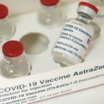 ezgif 2 854b4057e35b هل لقاح أسترازينيكا المضاد لفيروس كورونا آمن؟ إليك ما عليك معرفته مجلة نقطة العلمية