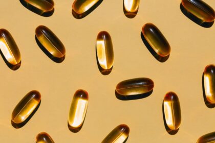 omega 3 pills أحماض أوميغا 3 مفيدة للصحة الجسدية وأيضا للصحة العقلية مجلة نقطة العلمية