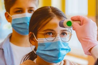 covid asymptomatic 1024 35 بالمائة من جميع حالات COVID-19 لا تظهر عليها أعراض مجلة نقطة العلمية