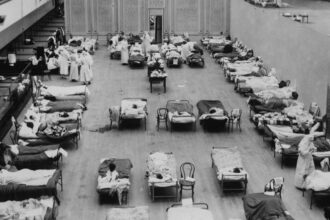 210919191257 01 1918 pandemic exlarge 169 لماذا تجاوز عدد وفيات Covid-19 عدد وفيات جائحة إنفلونزا عام 1918؟ مجلة نقطة العلمية