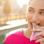 EQy3aC5wb0Mswd776wOm ما رأيك في 4 وجبات خفيفة تكافح الالتهابات ومليئة بالمغذيات؟ مجلة نقطة العلمية