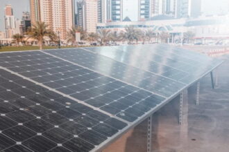 ezgif 6 4b8027a9ce65 منجم في مصر يستخدم الكهرباء الشمسية لاستخراج الذهب مجلة نقطة العلمية