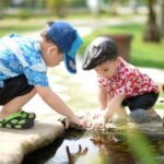 1565022038 Children playing IANS 2 ما هو النظام الغذائي المناسب لتنمية أدمغة الأطفال وبناء عظامهم؟ مجلة نقطة العلمية