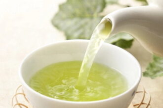 ezgif 7 01f5de8cfac4 بعد الـ30 عاما تناول هذا المشروب السحري لزيادة معدل الأيض! مجلة نقطة العلمية