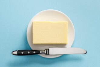 photo 2021 10 25 21 59 40 الزبدة ليست طعاما خارقا ولكن هل لها أي قيمة غذائية؟ مجلة نقطة العلمية