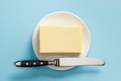 photo 2021 10 25 21 59 40 الزبدة ليست طعاما خارقا ولكن هل لها أي قيمة غذائية؟ مجلة نقطة العلمية