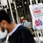 GettyImages 1338773814t.0 تحول موسم الإنفلونزا إلى موسم "إنفلونزا رونا" كل شتاء! مجلة نقطة العلمية