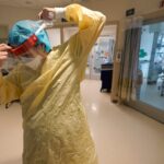 Virus Outbreak 16487 دراسة: كورونا يفقد كل قدرته على العدوى تقريبًا عبر المسافات الطويلة مجلة نقطة العلمية