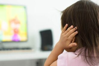 AutismGenderAEM علاج التوحد: اكتشاف اختلافات بين أدمغة الفتيات والفتيان المصابين بالاضطراب مجلة نقطة العلمية