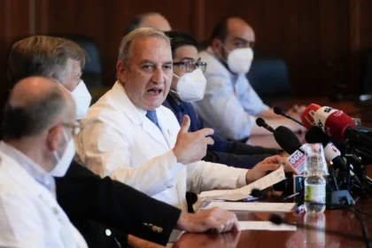 20xp monkeypox explainer 01 superJumbo ما هو جدري القرود وماهي أعراضه وهل هو معدِِ؟ مجلة نقطة العلمية