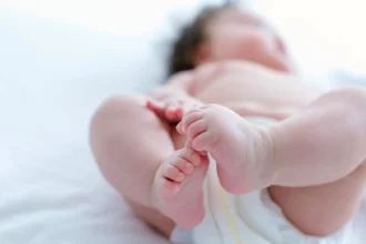 Baby Boy تحديد العلامات الحيوية المحتملة لمتلازمة موت الرضع المفاجئ (SIDS) مجلة نقطة العلمية