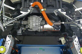 tesla e1657298482298 1200x675 1 هل السيارات الكهربائية أفضل للبيئة؟ الدراسات تخبرنا بمفاجئة كبيرة مجلة نقطة العلمية