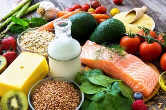 02 Blog Healthy Food L هل يمكن للطعام الصحي حماية جسمك من الأمراض المزمنة؟! مجلة نقطة العلمية