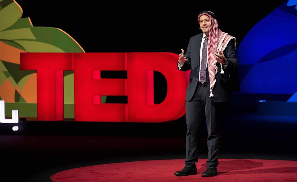 The legacy of TEDinArabic Ideas Worth Spreading in an Arabic Tongue QF 01 أثر الفراشة لا يزول .. اليوم الثاني لأبرز حدث معرفي في العالم العربي مجلة نقطة العلمية
