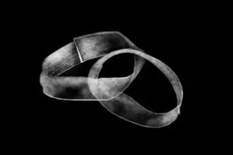 تمثيل فني للهيدروجيلات في شكل حلقة موبيوس تتشكل من خلال الشفاء الذاتي.