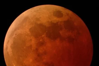 nasa40 bloodmoon بدر رمضان يتحوّل إلى قمر دموي مجلة نقطة العلمية