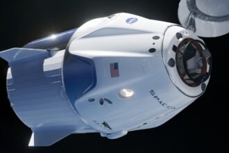 spacexreturn 1024 رائدا الفضاء العالقان يتهيآن للعودة بعد وصول كبسولتهما الفضائية مجلة نقطة العلمية