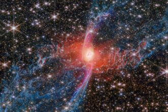 nok6ared spider سديم العنكبوت الأحمر يتوهج في صورة جديدة ساحرة من جيمس ويب مجلة نقطة العلمية