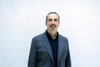 لدكتور رايان علي رئيسًا لكرسي اليونسكو في التقنيات الرقمية والسلوك البشري