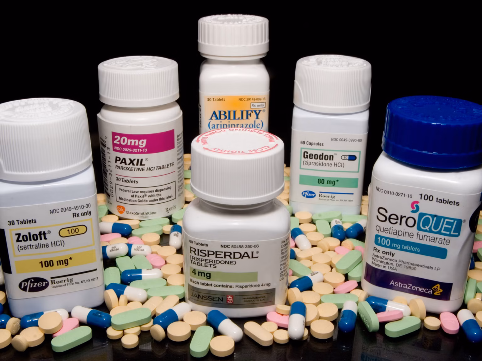 web antipsycho drugs getty DONTUSEAGAIN علماء ينجحون في إحياء مضاد حيوي قوي هزمته البكتيريا الخارقة مجلة نقطة العلمية